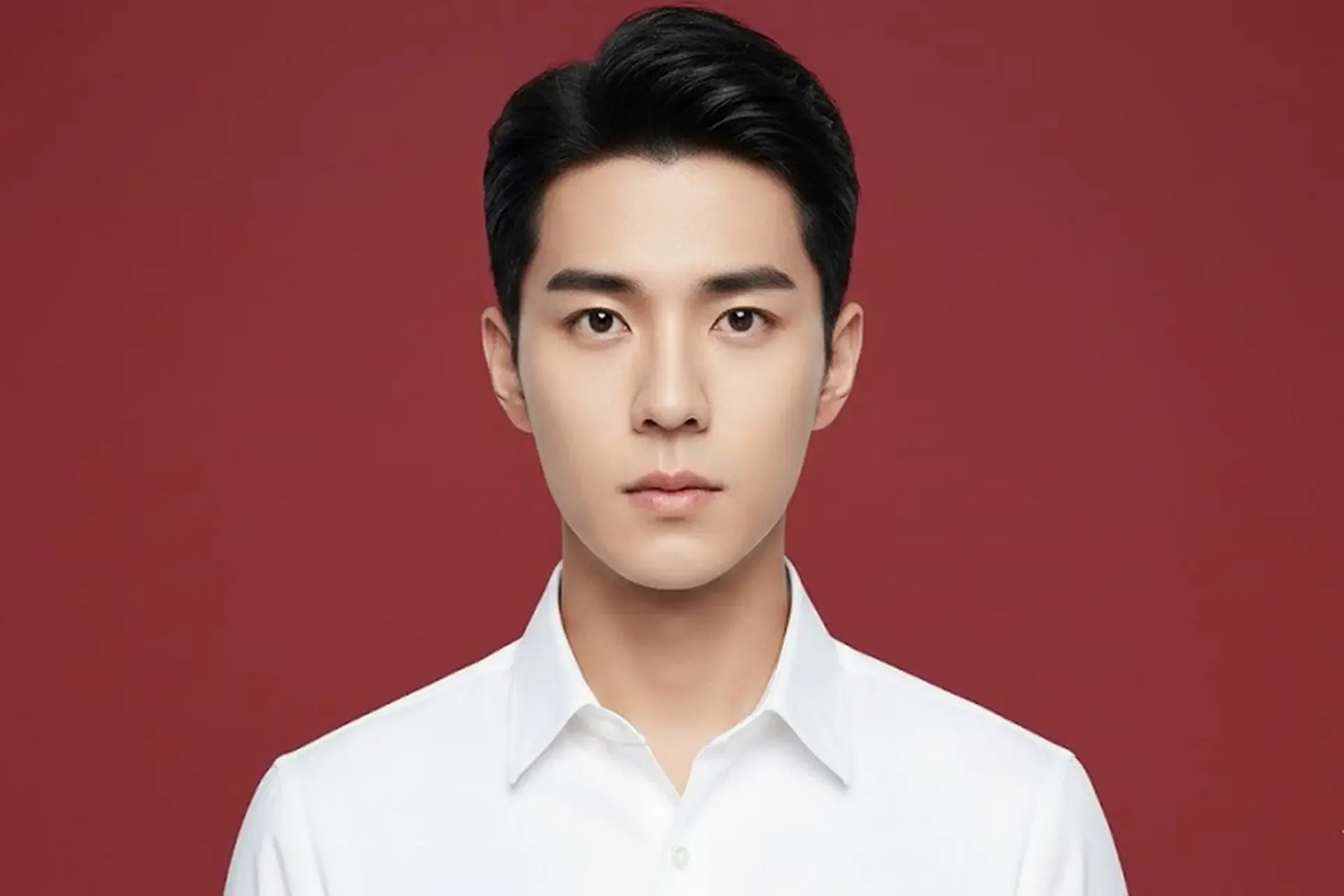 Prompt tạo ảnh thẻ công sở